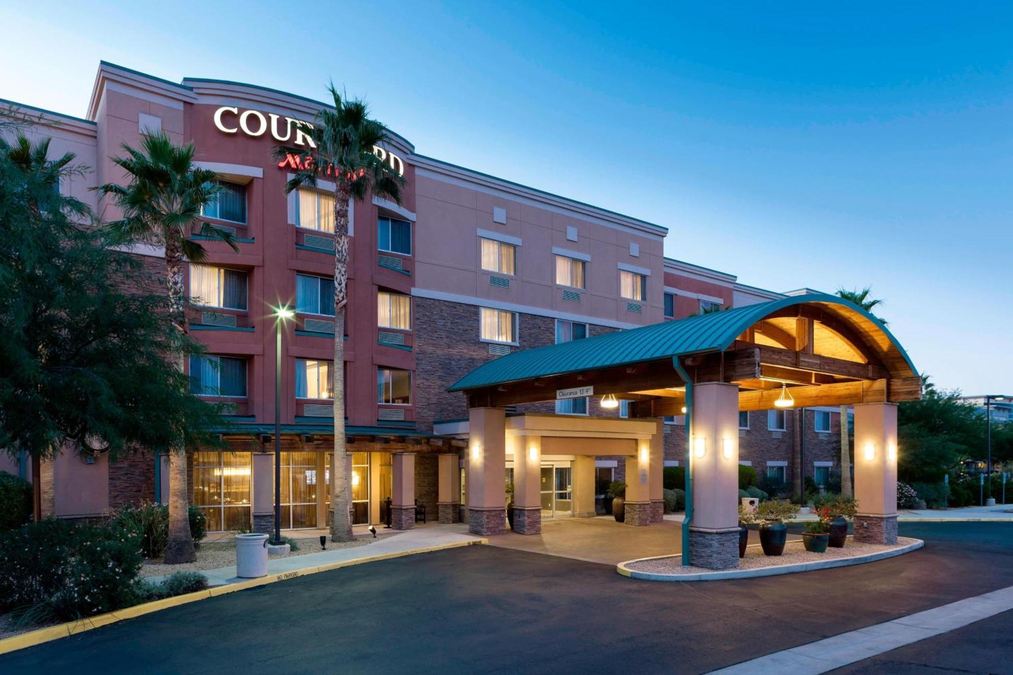 Courtyard By Marriott Phoenix West/Avondale Hotel Exterior photo